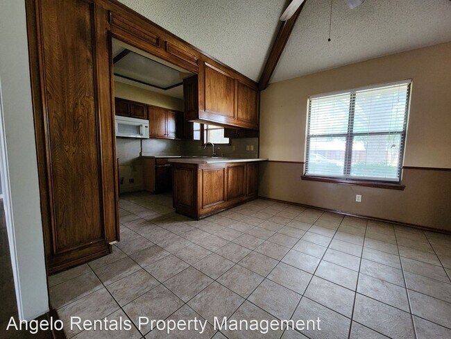 Foto del edificio - 3 br, 2 bath House - 3426 Cedar Hill Dr.