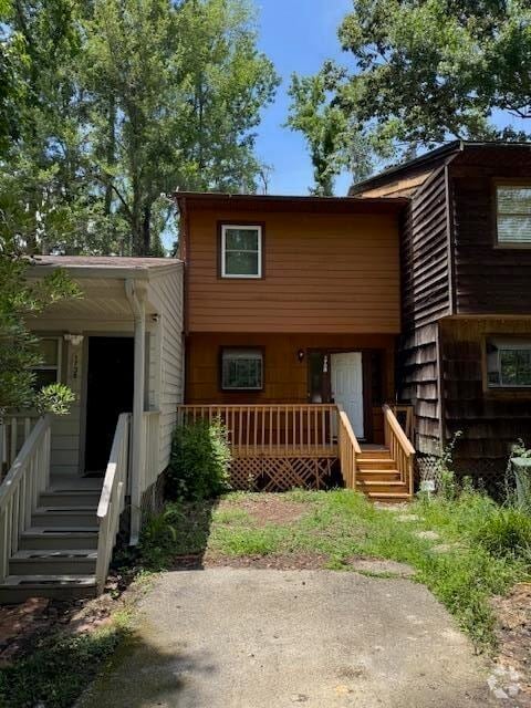 Building Photo - 1783 Beechwood Cir S