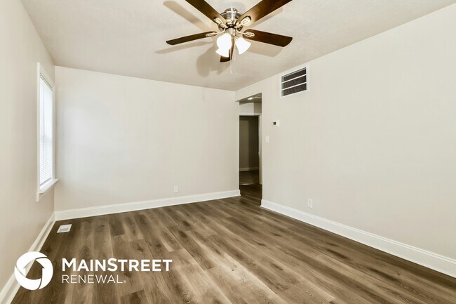 Foto del edificio - 3013 Penway Ave