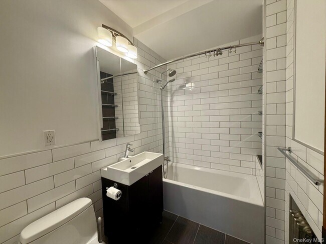 Foto del edificio - 78-52 85th St