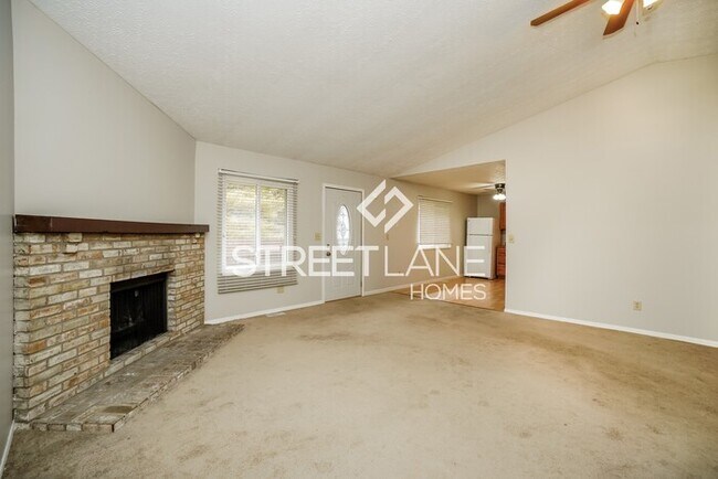 Foto del edificio - Charming 3 Bedroom in Columbus!
