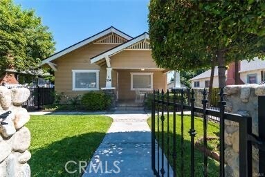Foto principal - 534 E Lemon Ave
