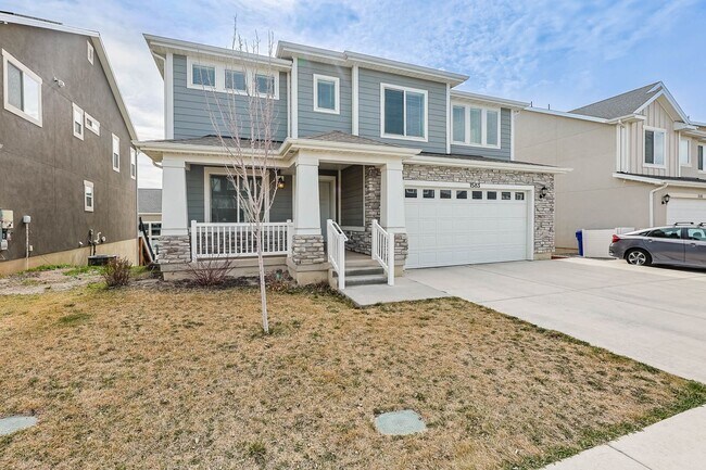 Foto del edificio - 6 Bedroom 3.5 Bathroom House in Saratoga Springs!