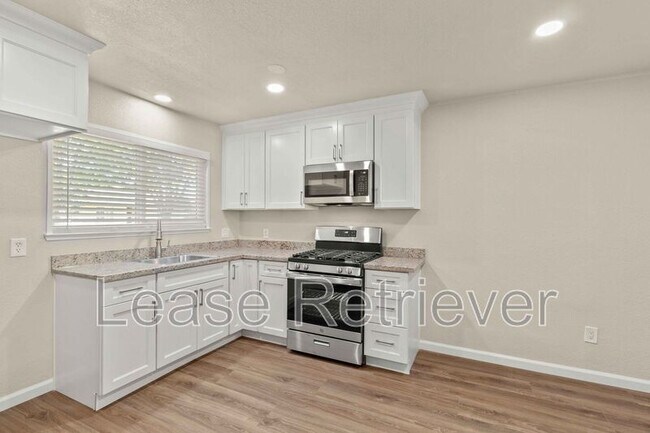 Foto del edificio - 850 Sequoia Blvd