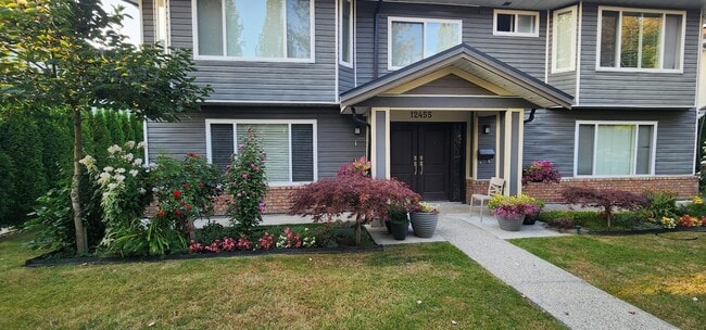 Building Photo - 12455 72 Av