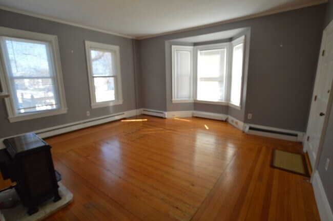 Building Photo - 57 Lindall St