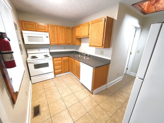 Foto del edificio - 1368 Indianola Ave