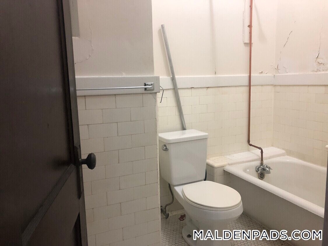 Foto del edificio - 349 Pleasant St