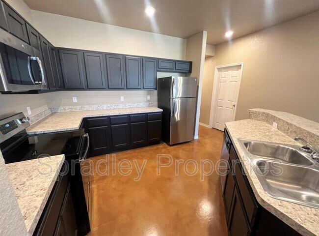 Foto del edificio - 1561 Vani Ct