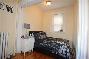 Building Photo - 15 Park Dr