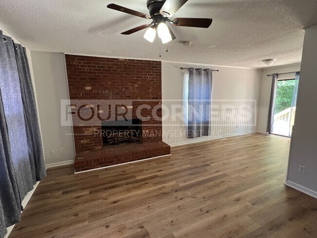 Foto del edificio - 1409 Waterloo Dr
