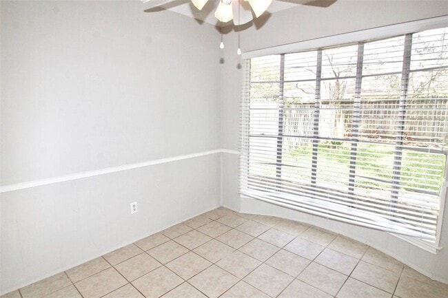 Building Photo - 13511 Brook Hollow Dr