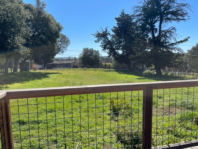Building Photo - Pet Friendly Property in Petaluma with Pri...