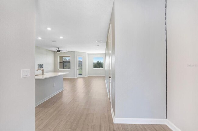 Foto del edificio - 11340 Cay Spruce Wy