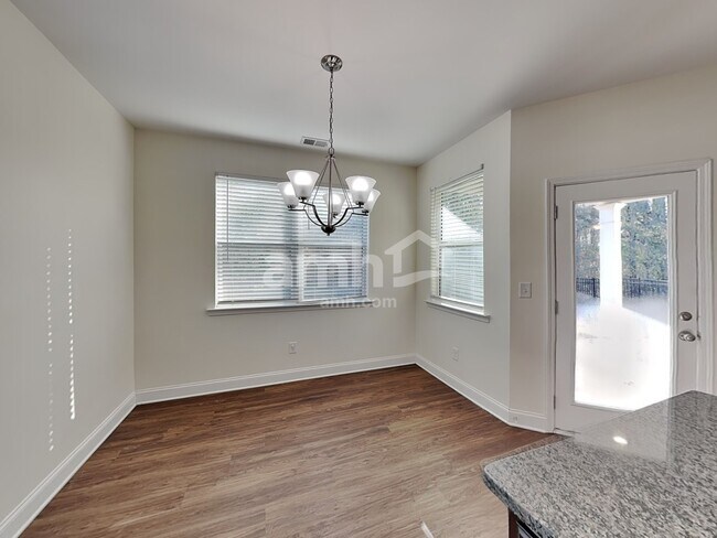 Foto del edificio - 2492 Napa Valley Dr