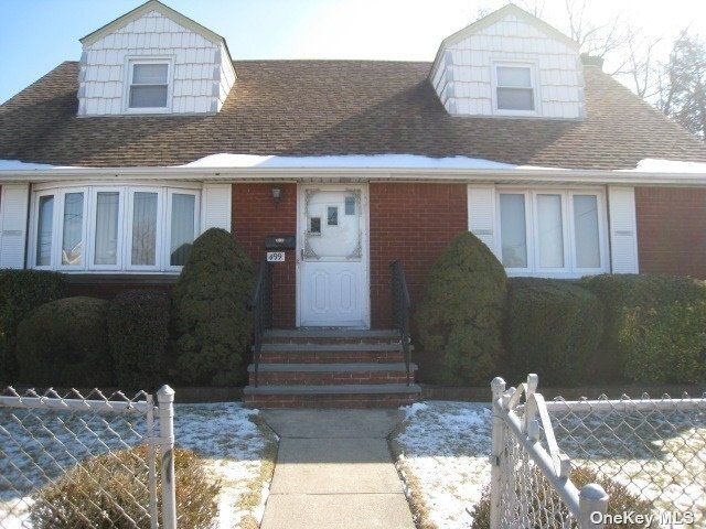 Primary Photo - 499 Eureka Ave