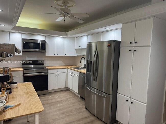 Foto del edificio - 3520 Oaks Way
