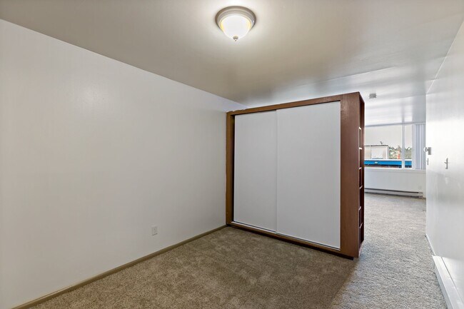 Foto del edificio - 5625 15th Ave NE