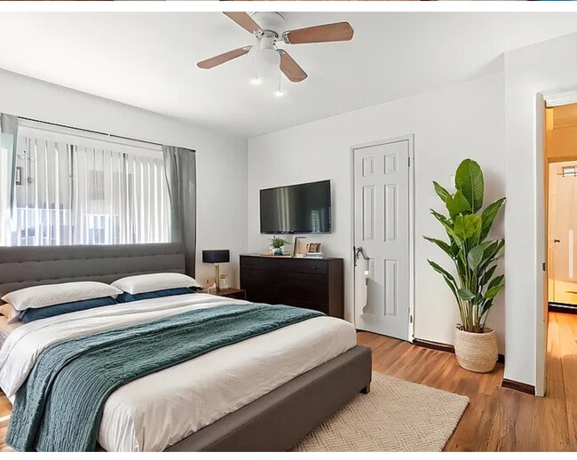 Foto del edificio - 6823 Mohawk St