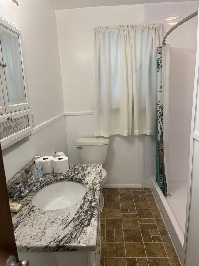 Foto del edificio - 3045 E Prospect Rd