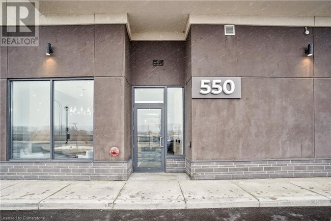 Building Photo - 550 N Service Rd