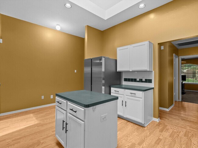 Foto del edificio - 3014 Lonesome Ridge Ct