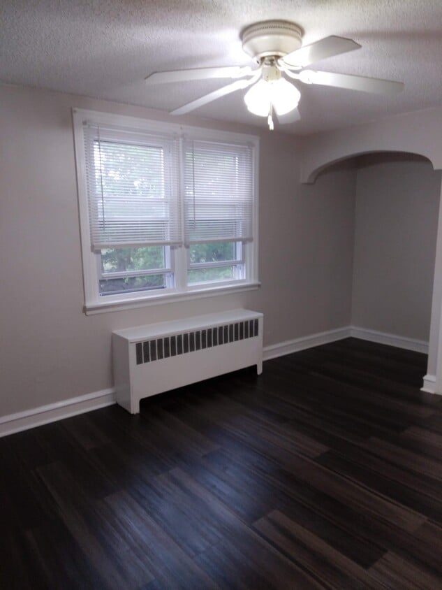 Primary Photo - 2853 Benner St