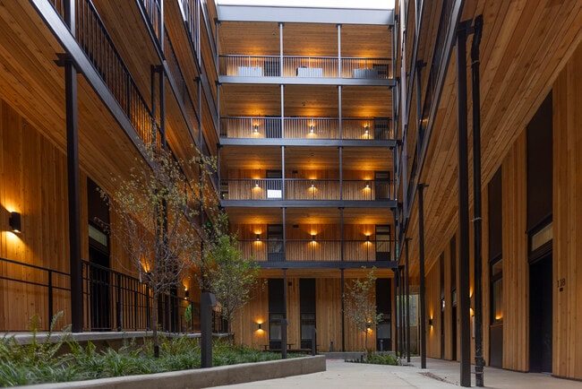Building Photo - Brookland