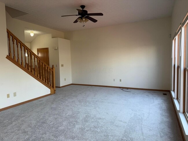 Building Photo - 643 Mustang Canyon Dr