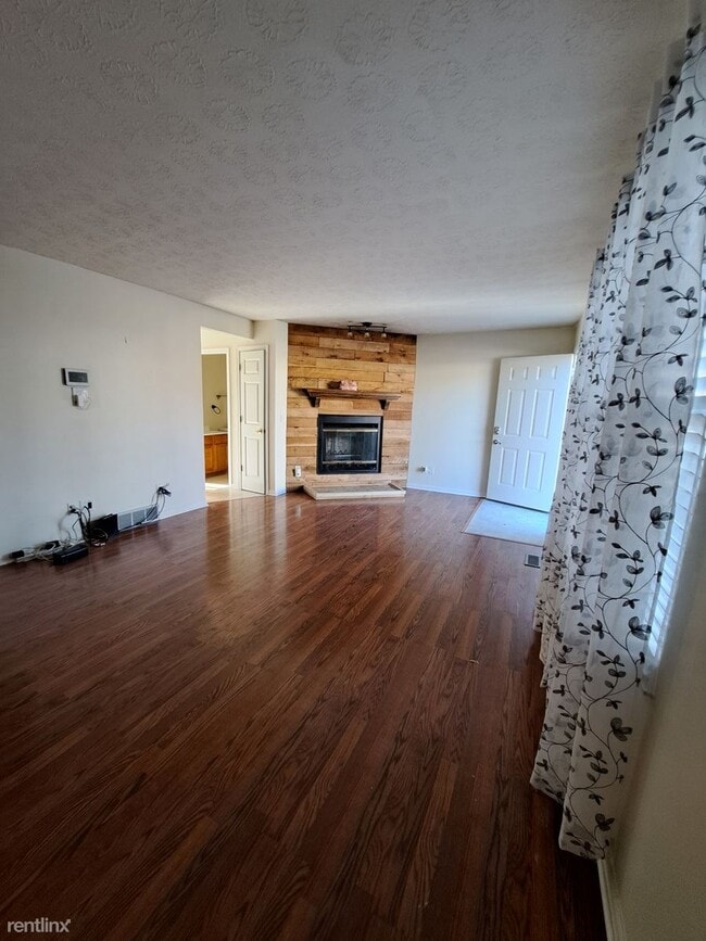 Foto del edificio - 3 br, 2.5 bath Condo - 5647 Old Blue Rock Rd