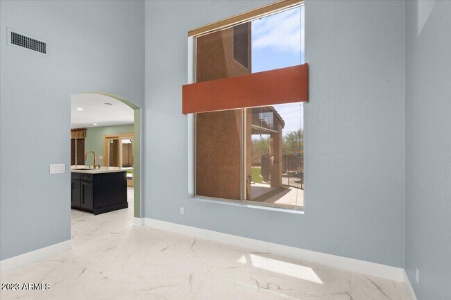 Building Photo - 4615 E Red Range Way