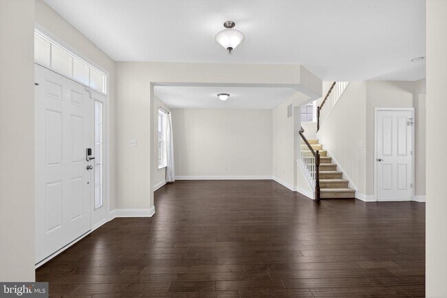 Foto del edificio - 2707 Henry Moore Ln