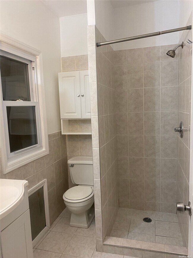 8115 91st Ave, Queens, NY 11421 House Rental in Queens, NY