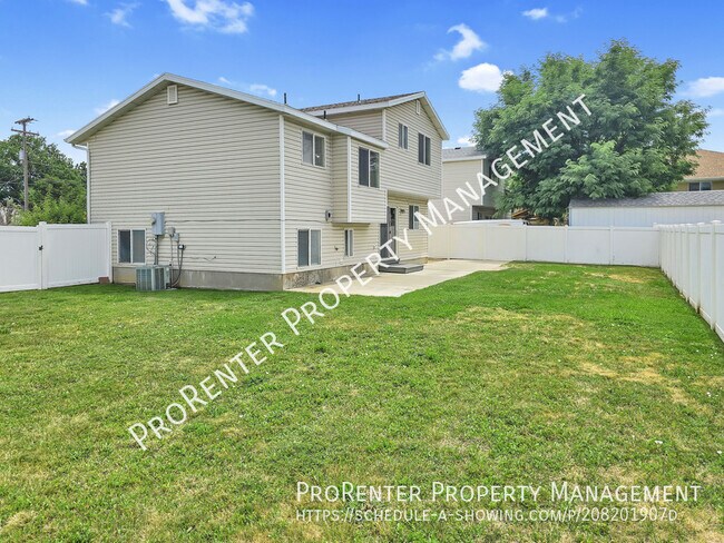 Building Photo - 4409 900 W