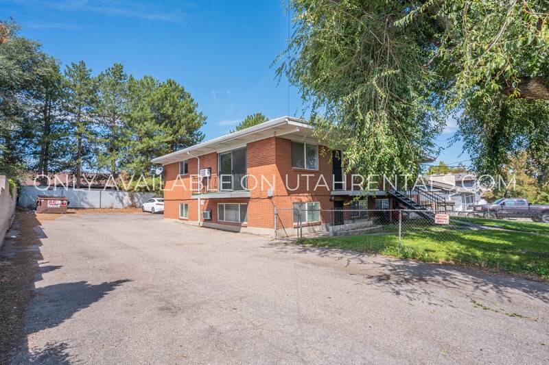 Foto del edificio - 4352 S 3600 W
