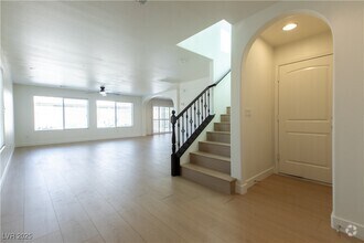 Building Photo - 6732 Thalia River St