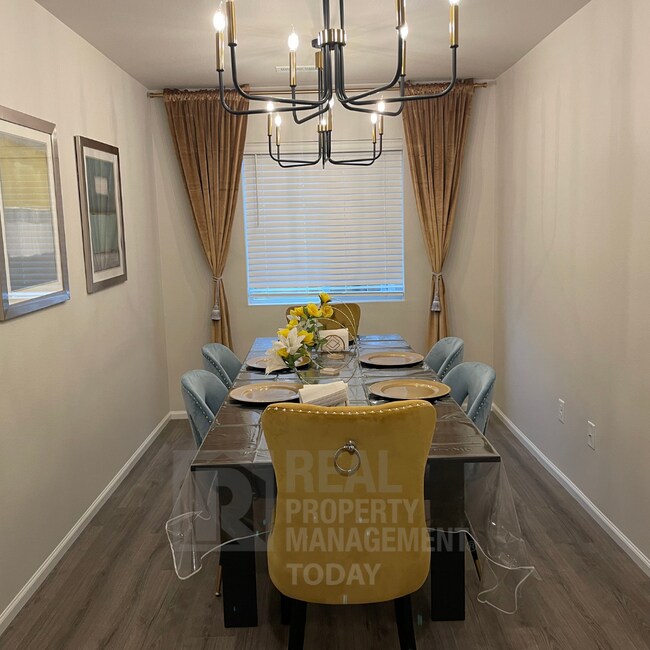 Building Photo - Stunning 4 Bedroom Home in Graham!