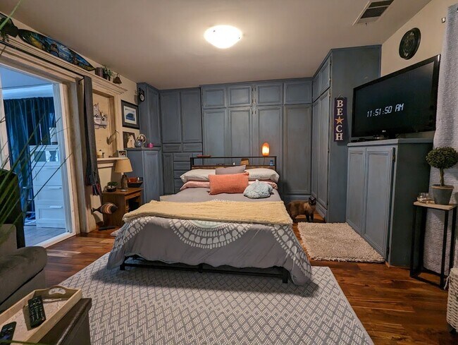 Foto del edificio - 13690 Westward Dr