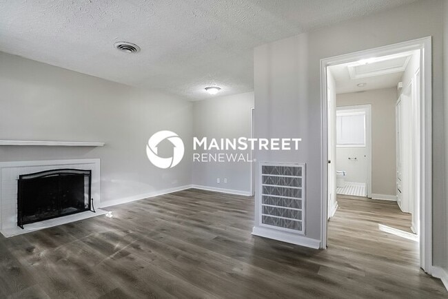 Building Photo - 3 Bedroom Pet-Friendly Home in NASHVILLE, ...