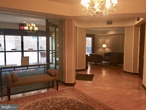 Building Photo - 1077 30th St NW