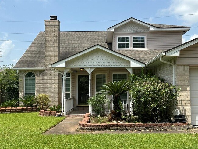 Foto del edificio - 3306 Kempwood Dr