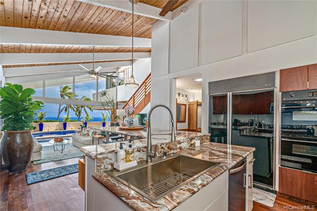 Building Photo - 480 Puuikena Dr