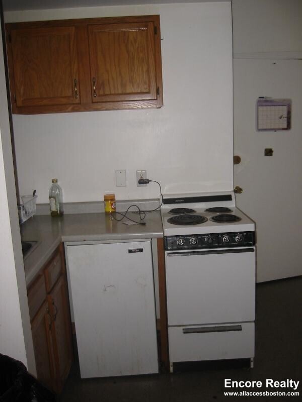 Building Photo - 16 Wait St