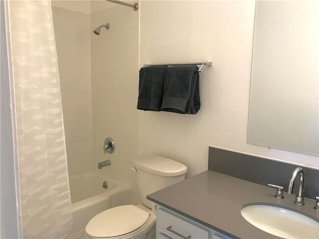 Foto del edificio - 2303 East Side Dr