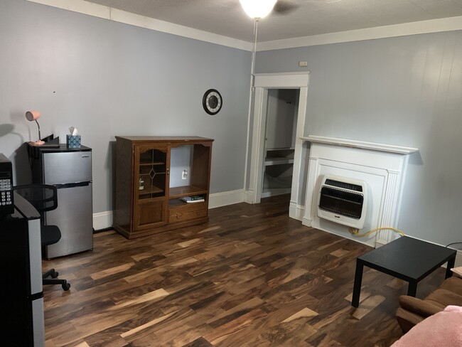 Living Room - 323 Oxford St