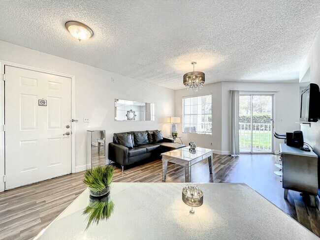 Foto del edificio - Westwood Boulevard, Orlando, FL 32821 - 1 BR 1 BA condo