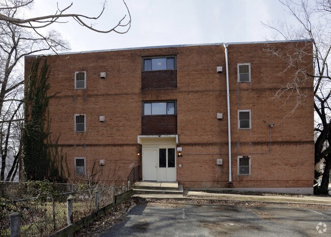 Foto del edificio - 3615 B St SE