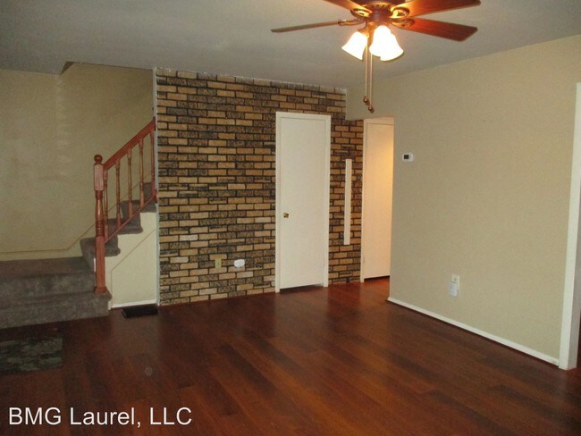 Foto del edificio - 12905 Marquette Ln