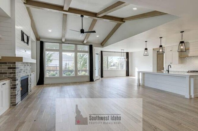 Foto del edificio - 7655 W Meltwater Ln