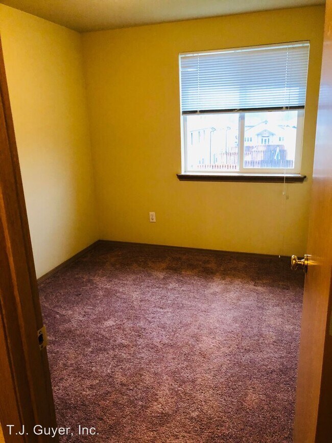 2371 Jackson Hwy, Chehalis, WA 98532 Apartment for Rent in Chehalis